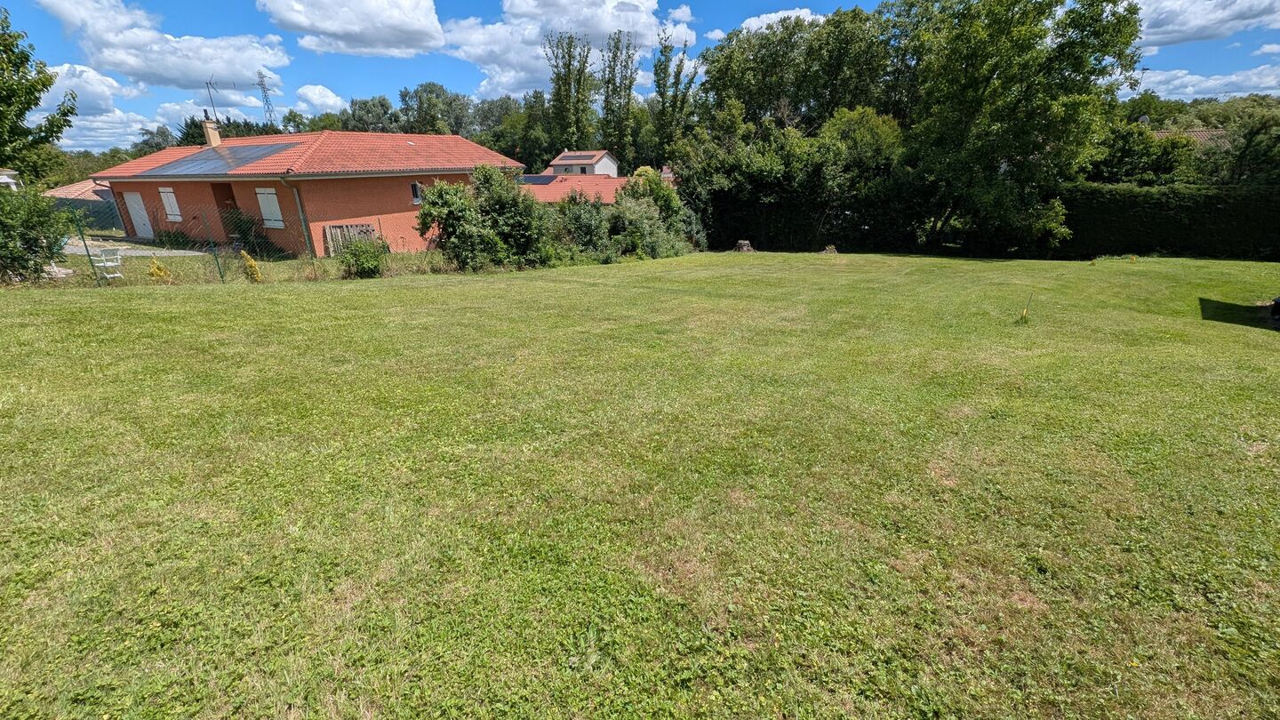 Image de l'actualité Terrain à vendre à Mollon