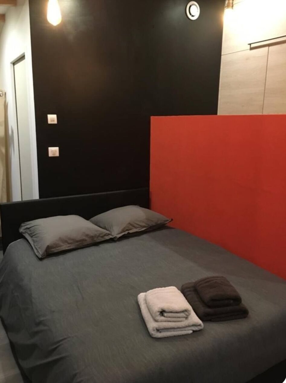 StudioLit2places