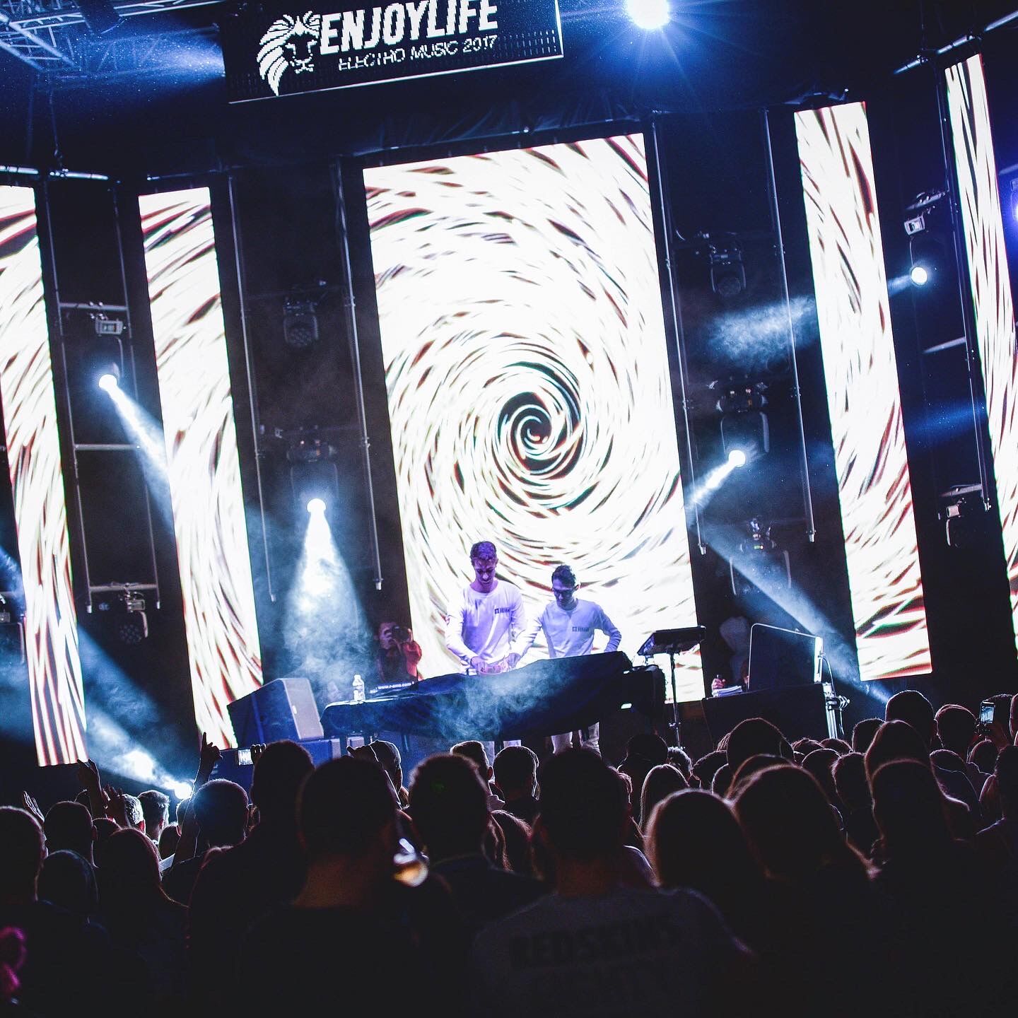 ENJOYLIFE 2017 AMBERIEU2