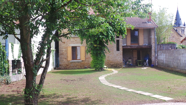 Image de l'actualité MAISON EN PIERRES AVEC TERRAIN A HIYERES SUR AMBY