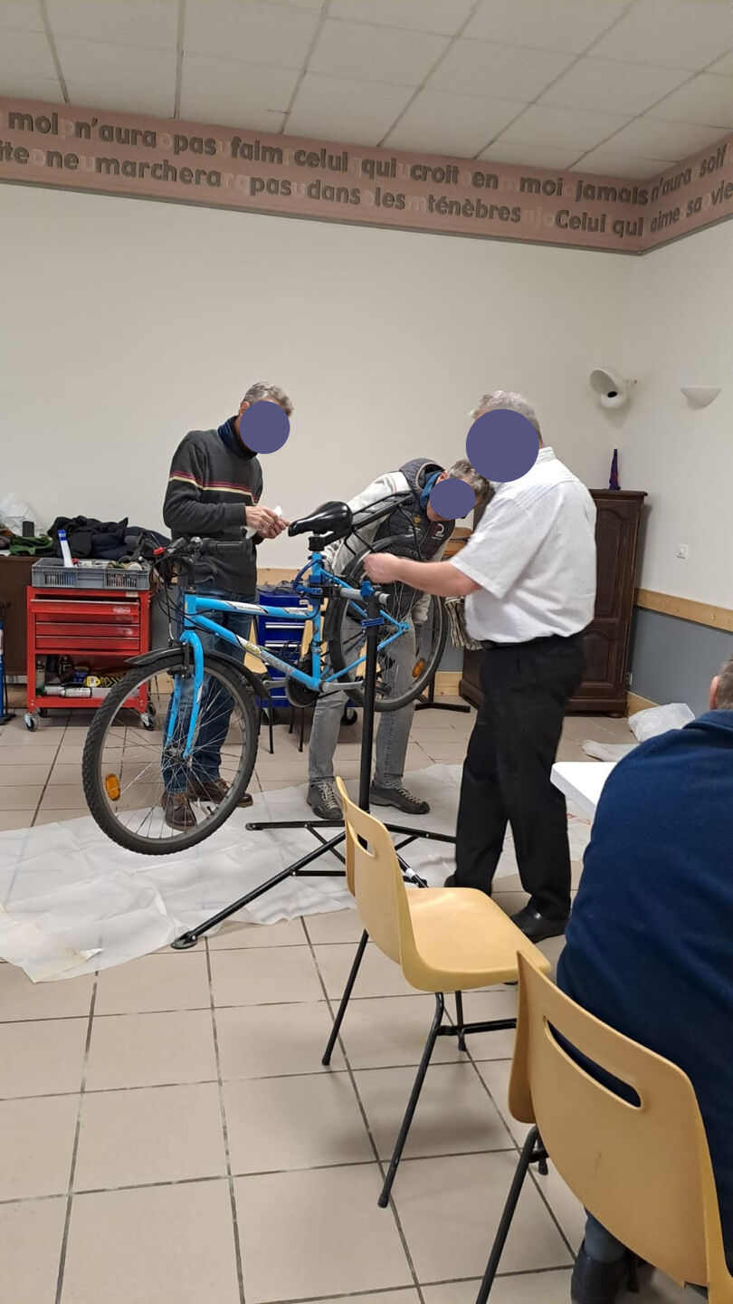 WhatsApp Image 2025-11-28 at 22.34.50(1)