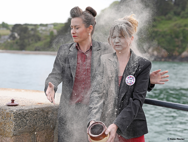 Image de l'événement Café-Théâtre : Jeanne et Gabrielle reposent en pestes