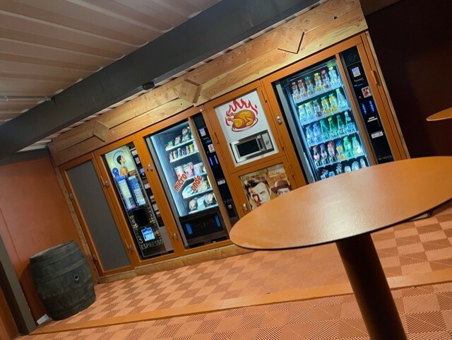 image du post Snacking et boissons fraiches 24/7 au Saloon du Parc